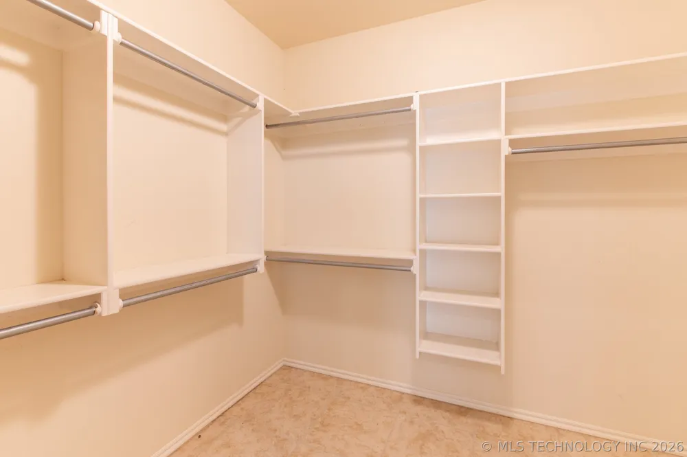 10912 Augusta Drive Jenks, OK 74037