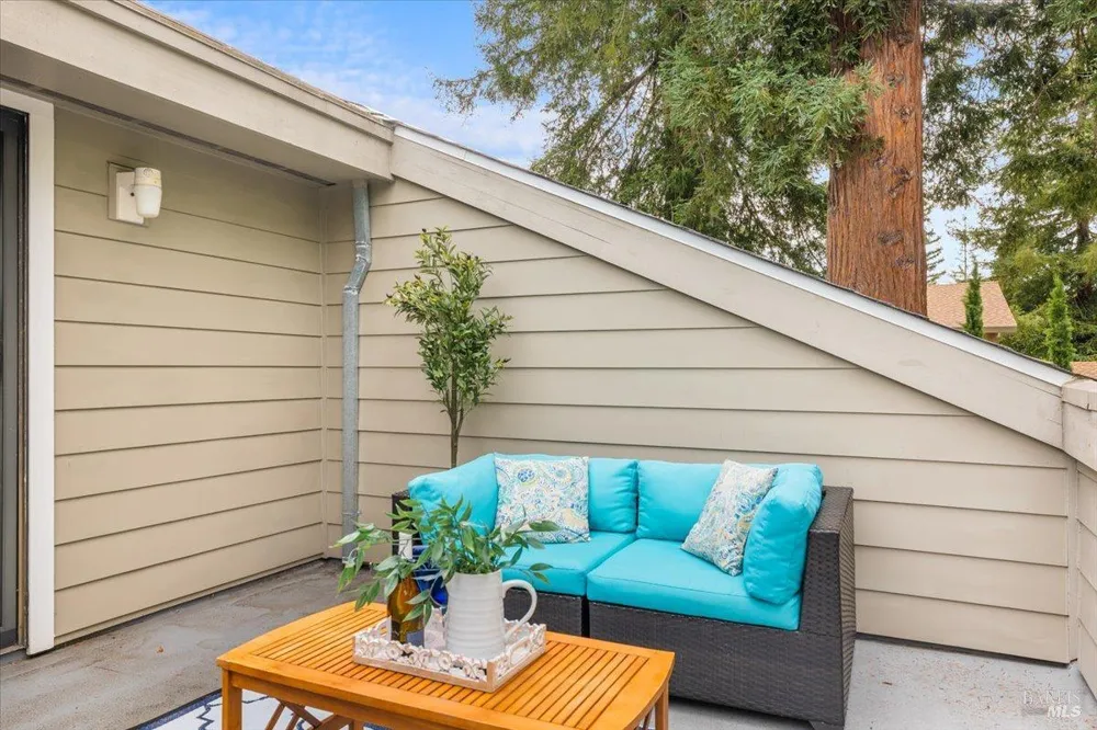 429 Carrillo Street Santa Rosa, CA 95401