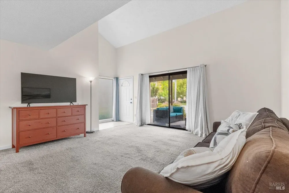 429 Carrillo Street Santa Rosa, CA 95401