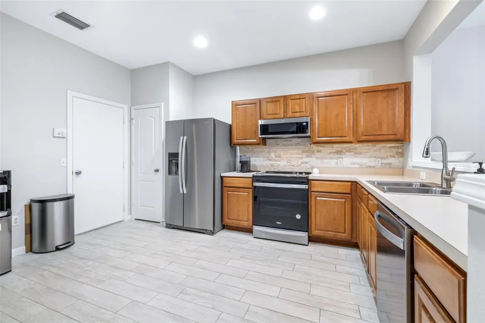 5005 BARNSTEAD DRIVE Riverview, FL 33578
