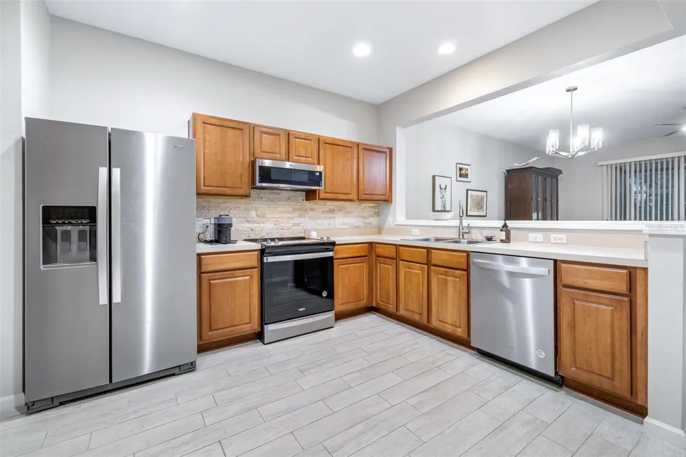 5005 BARNSTEAD DRIVE Riverview, FL 33578