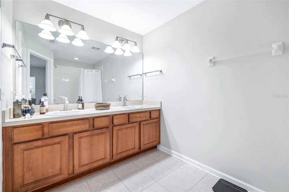 5005 BARNSTEAD DRIVE Riverview, FL 33578