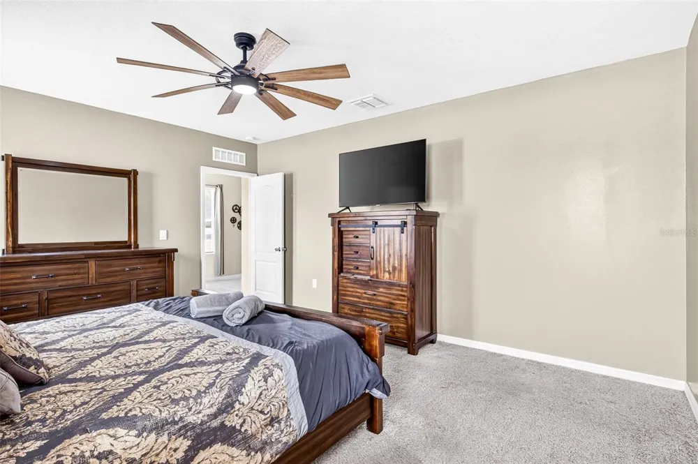 1097 AUGUST SKY DRIVE Deltona, FL 32738