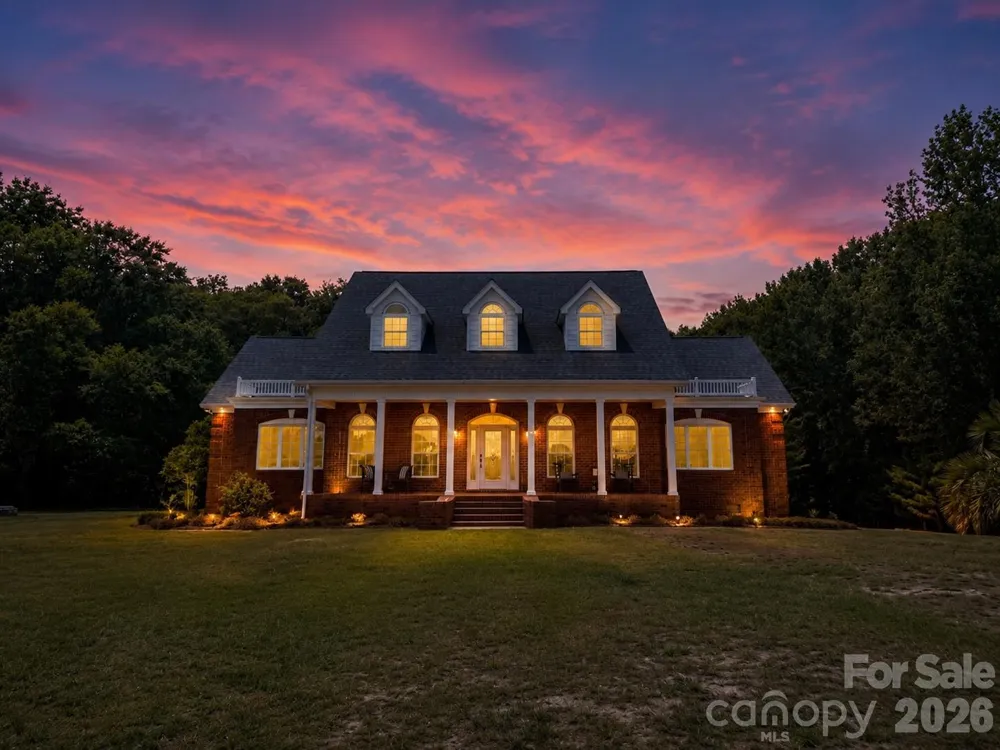 5453 White Plains Church Road Pageland, SC 29728
