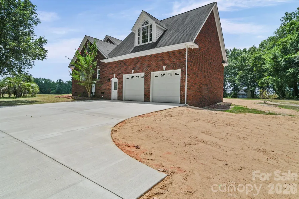 5453 White Plains Church Road Pageland, SC 29728