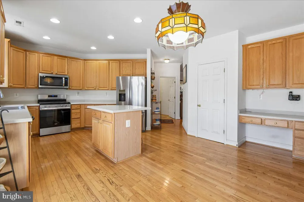 605 LIGHTHOUSE LANDING LANE Annapolis, MD 21409