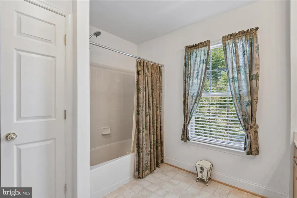 605 LIGHTHOUSE LANDING LANE Annapolis, MD 21409