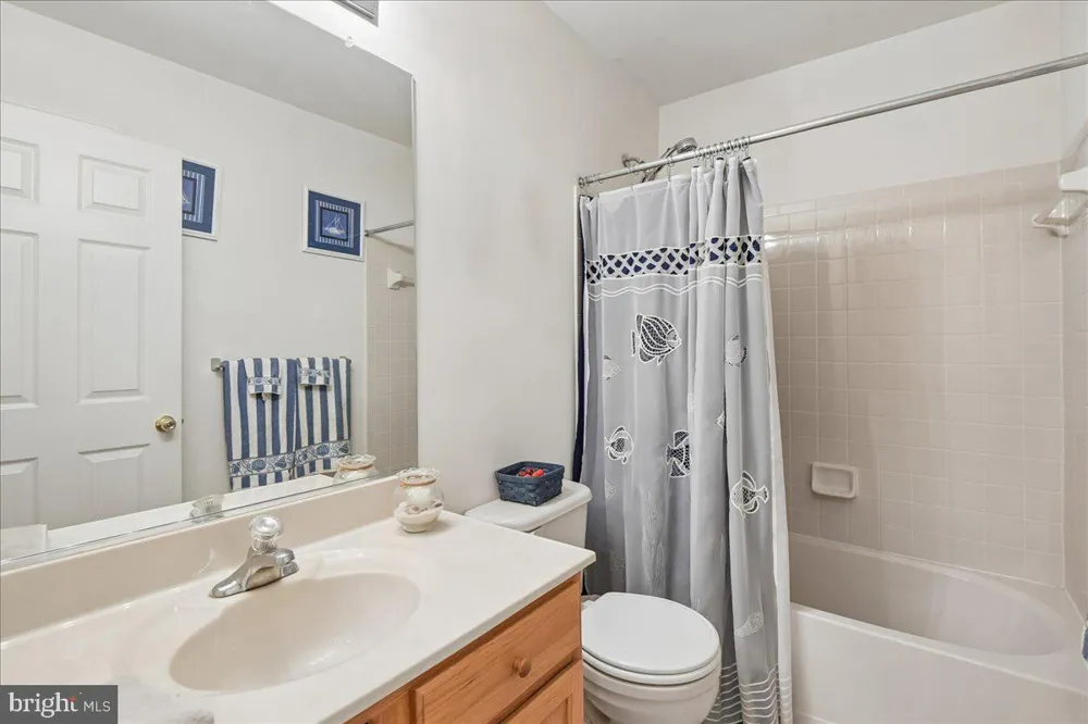605 LIGHTHOUSE LANDING LANE Annapolis, MD 21409