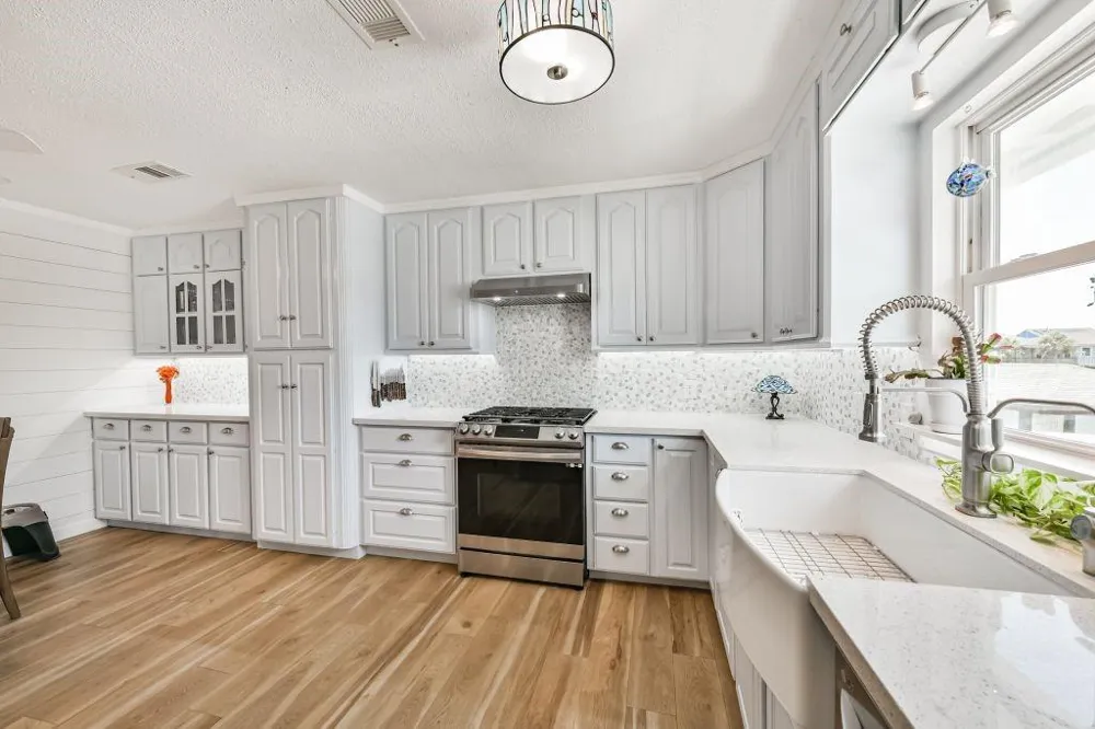 1126 Redfish Street Bayou Vista, TX 77563