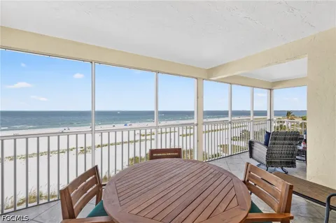 Estero Boulevard #433