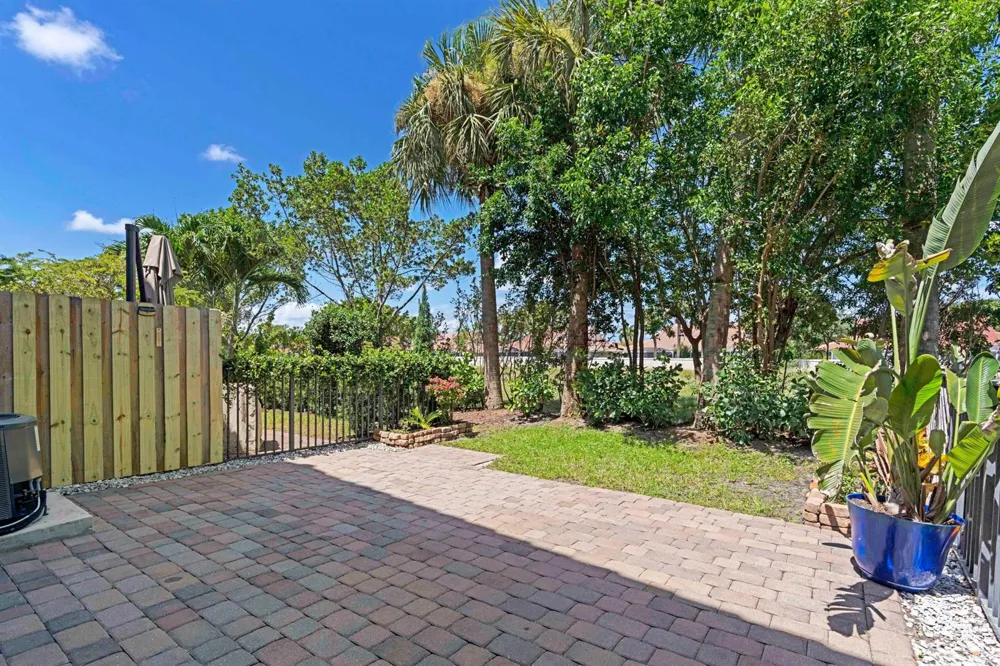 13044 Anthorne Lane Boynton Beach, FL 33436