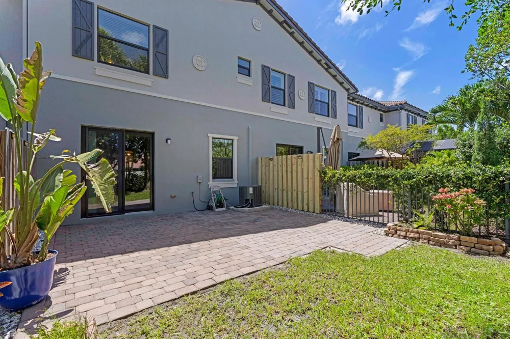 13044 Anthorne Lane Boynton Beach, FL 33436