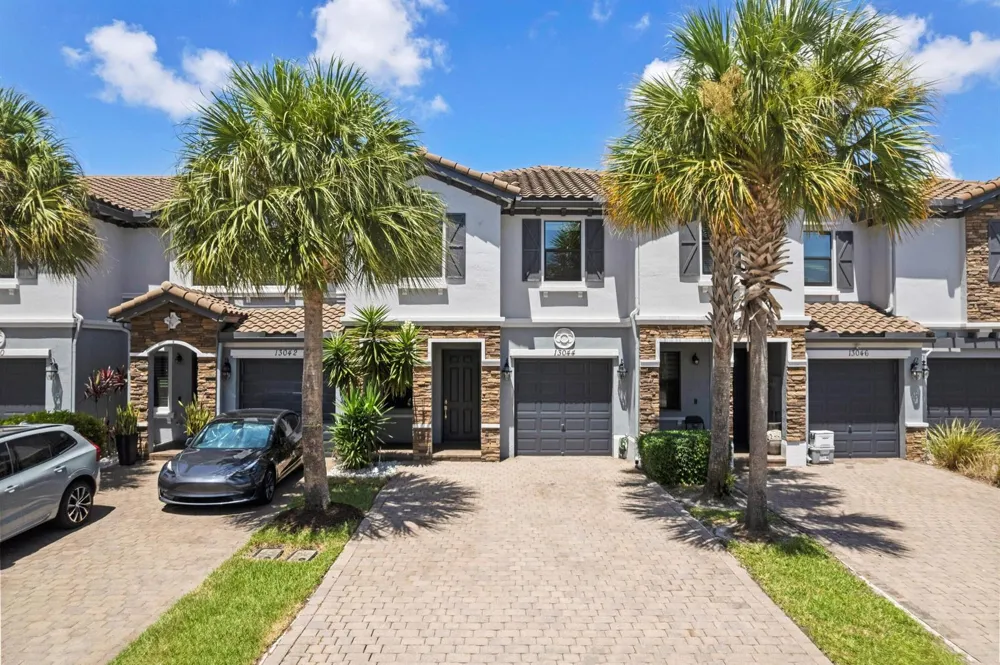 13044 Anthorne Lane Boynton Beach, FL 33436