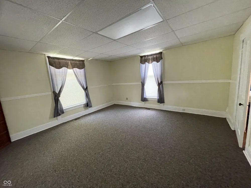 3084 E Webster Street Rosedale, IN 47874
