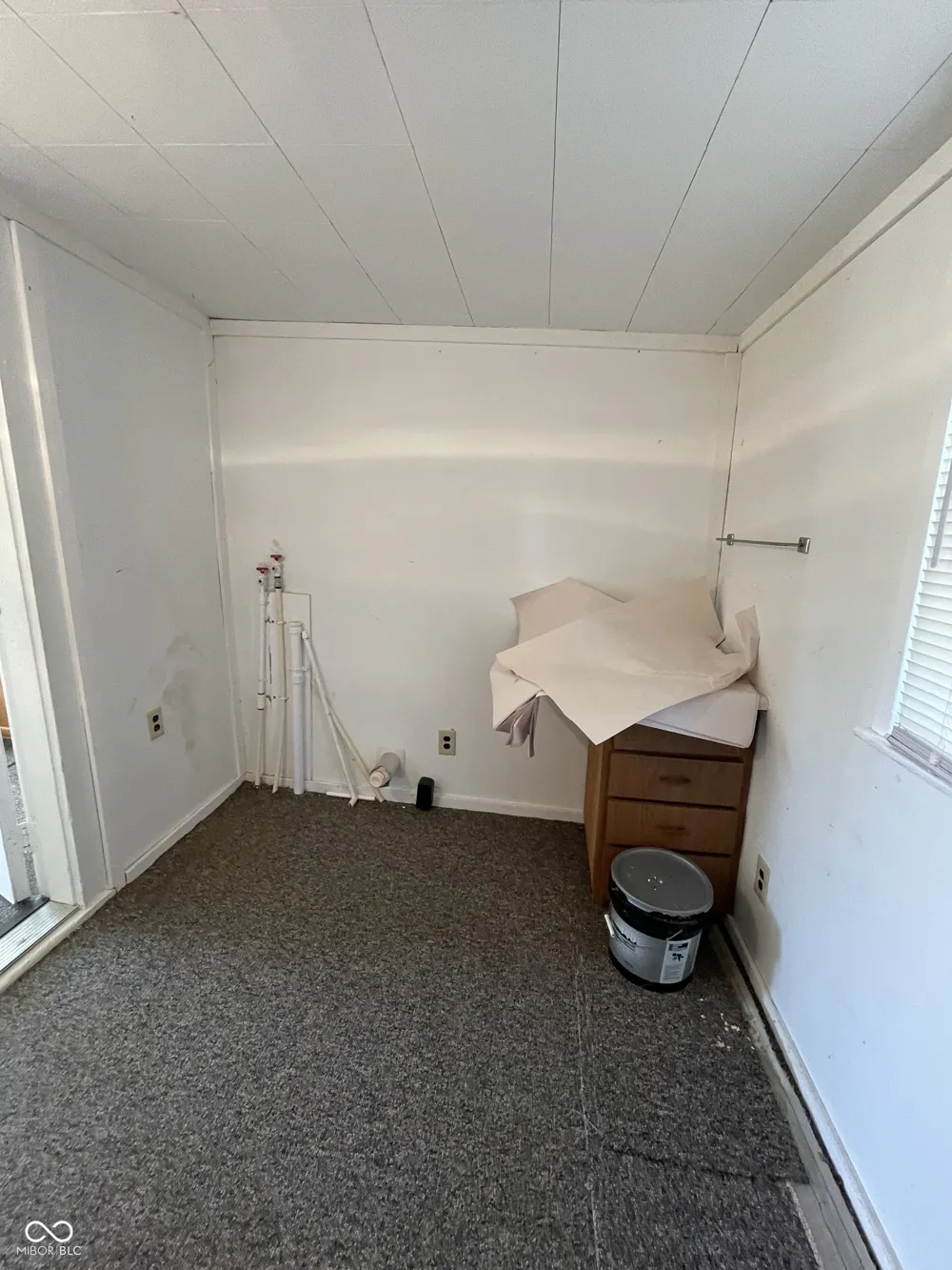 3084 E Webster Street Rosedale, IN 47874