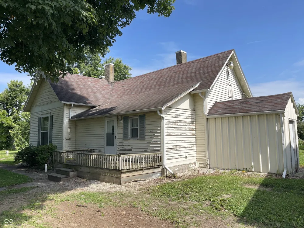 3084 E Webster Street Rosedale, IN 47874