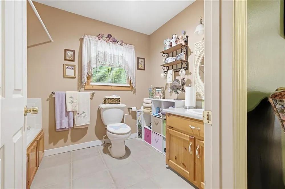 2447 Hi River Road Hiawassee, GA 30546