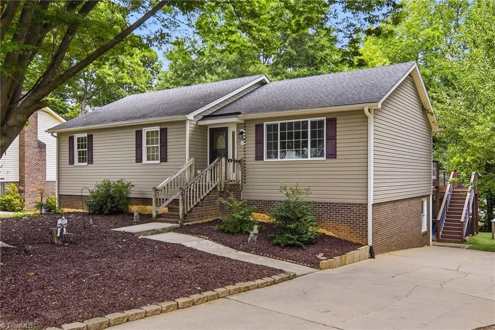 3402 Tagus Drive Greensboro, NC 27410