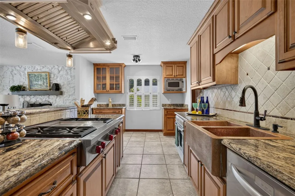 551 RYLANE STREET De Leon Springs, FL 32130