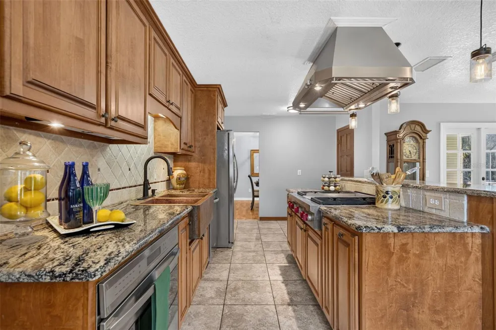 551 RYLANE STREET De Leon Springs, FL 32130