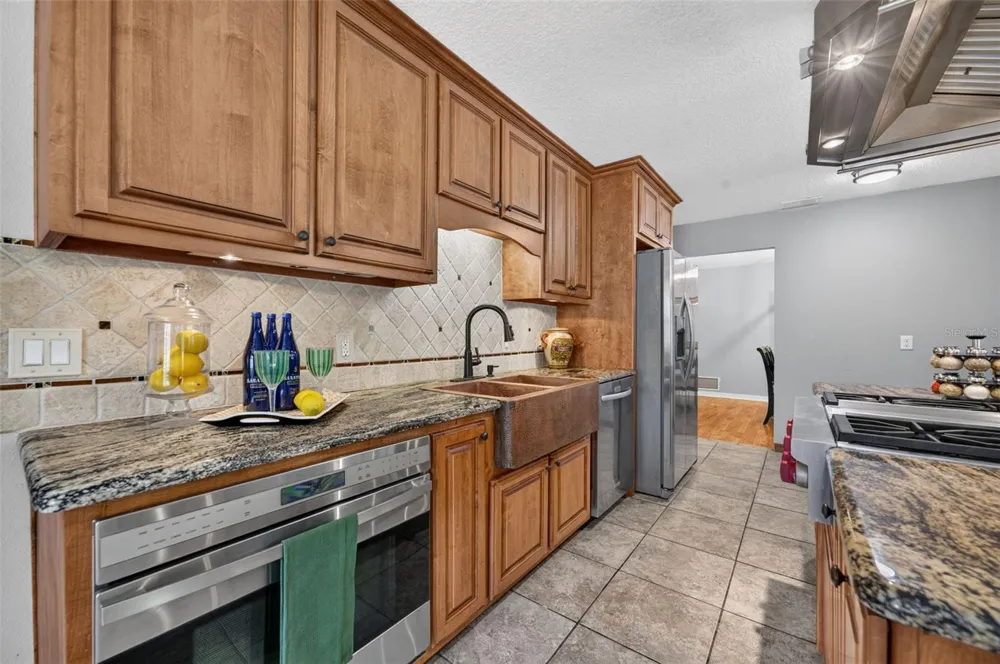 551 RYLANE STREET De Leon Springs, FL 32130