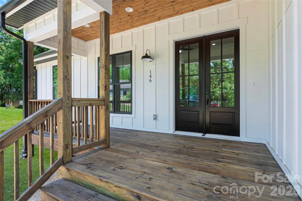 146 Cliff Road Penrose, NC 28766