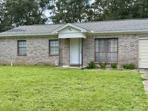 55 Port Dixie Boulevard