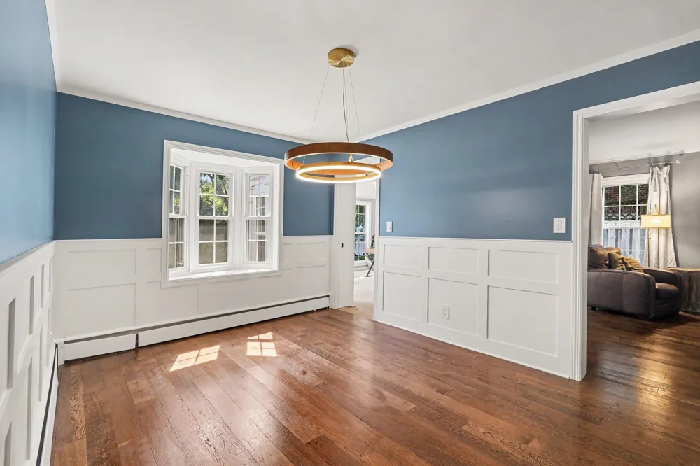 932 Floral Avenue SE East Grand Rapids, MI 49506
