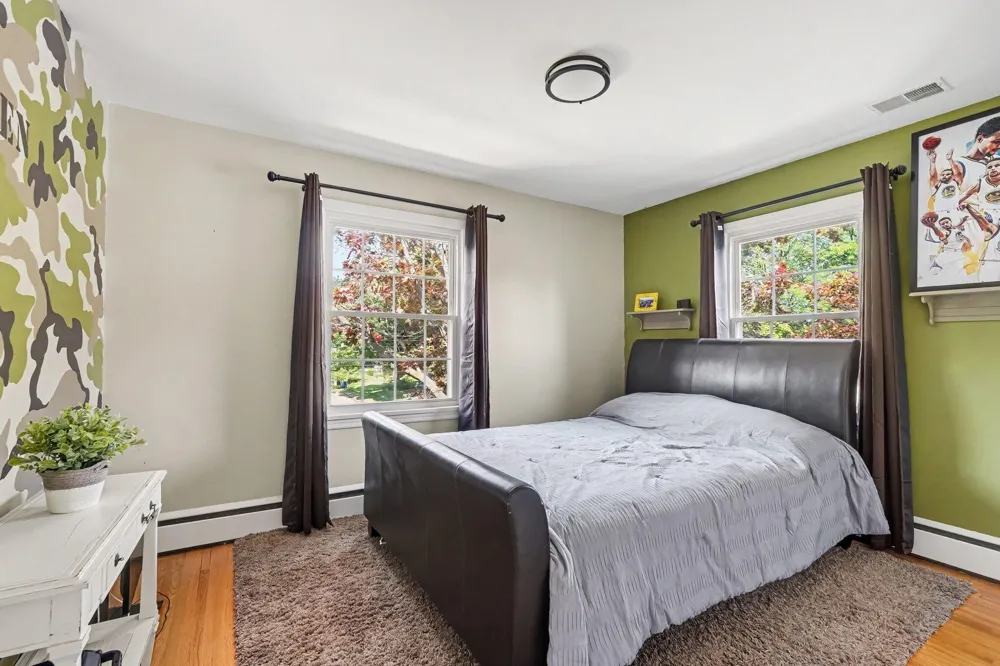 932 Floral Avenue SE East Grand Rapids, MI 49506
