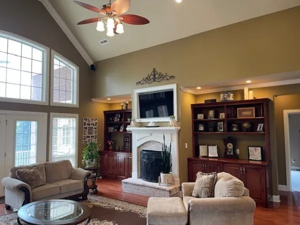323 Ridgecrest Dr Winchester, TN 37398
