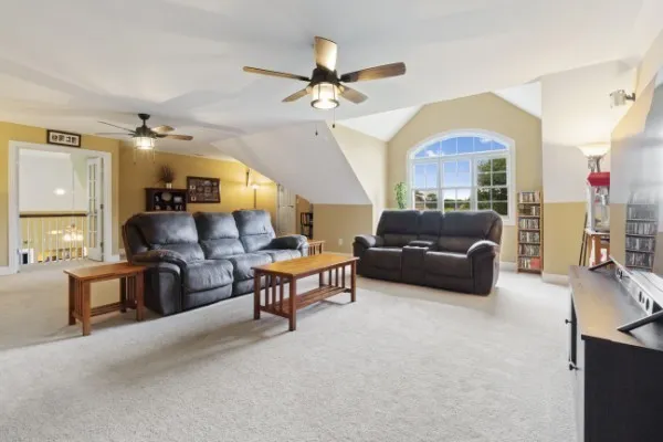 323 Ridgecrest Dr Winchester, TN 37398