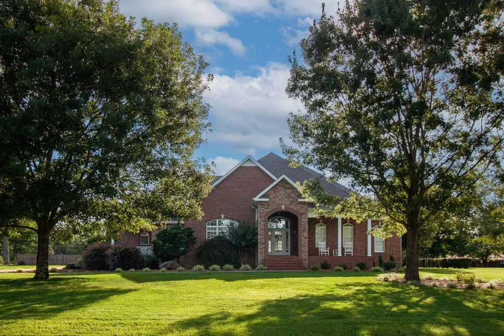 323 Ridgecrest Dr Winchester, TN 37398