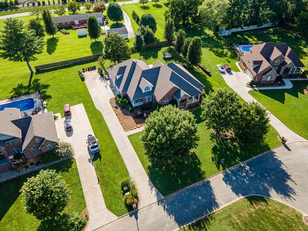 323 Ridgecrest Dr Winchester, TN 37398