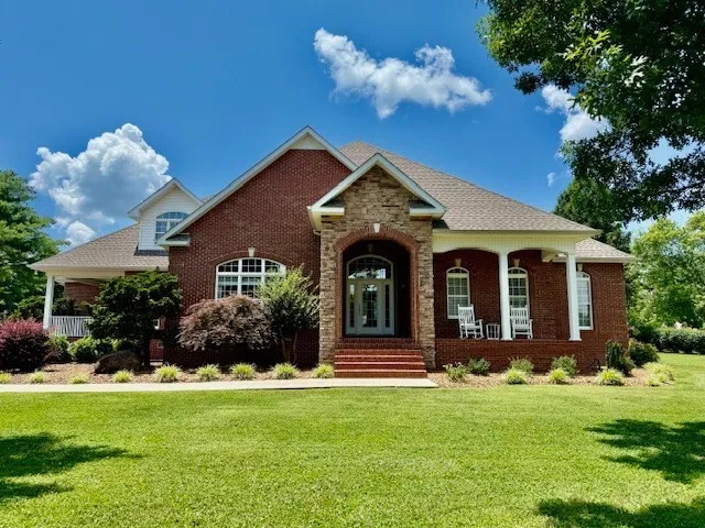 323 Ridgecrest Dr Winchester, TN 37398