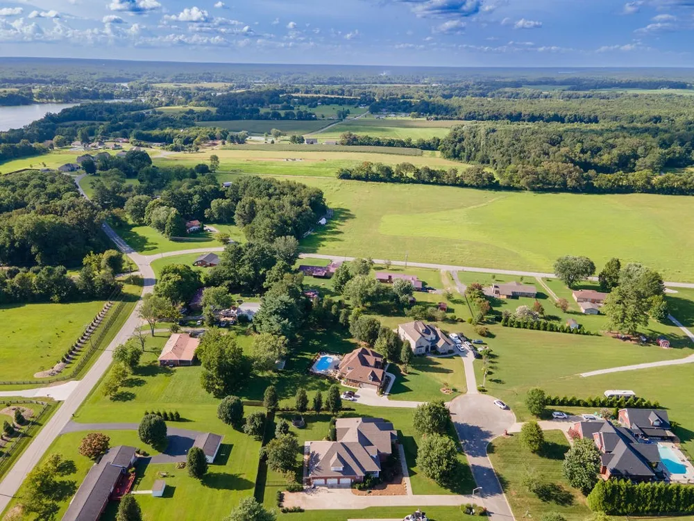 323 Ridgecrest Dr Winchester, TN 37398