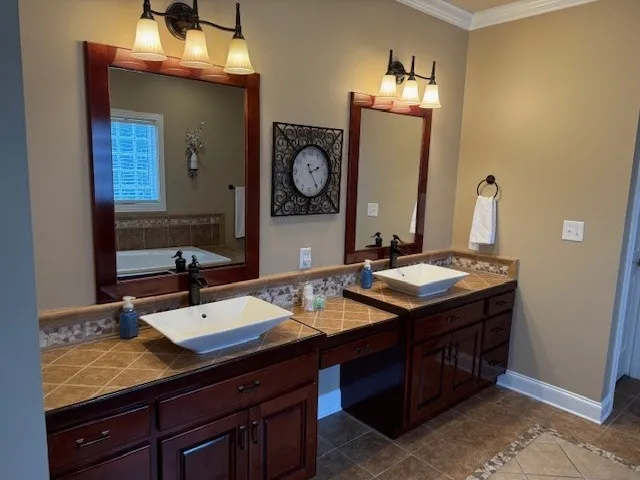 323 Ridgecrest Dr Winchester, TN 37398