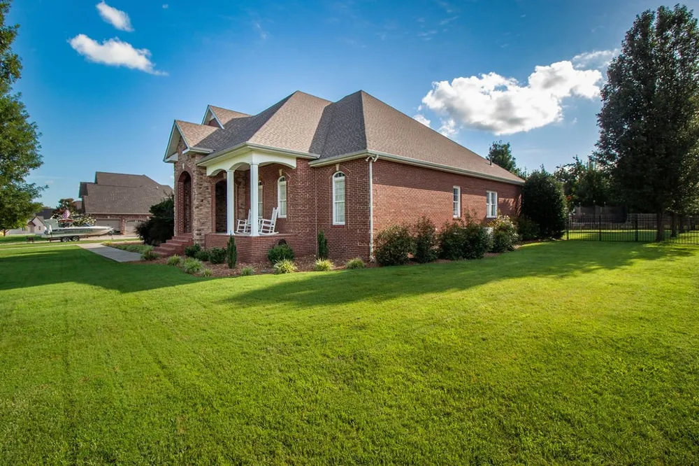 323 Ridgecrest Dr Winchester, TN 37398