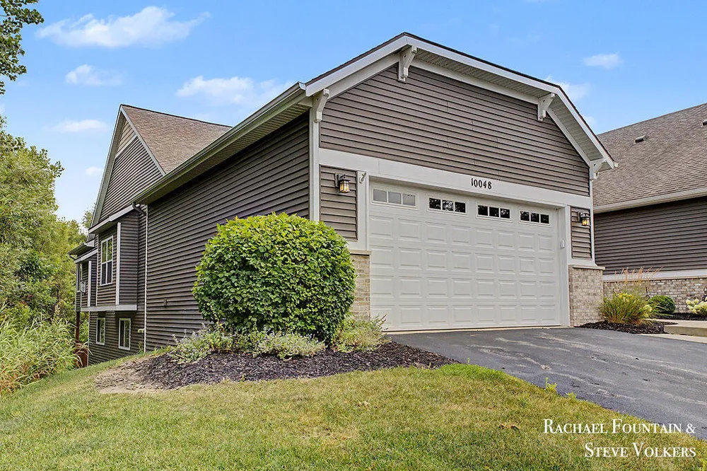 10048 S Crossroads Circle SE Caledonia, MI 49316