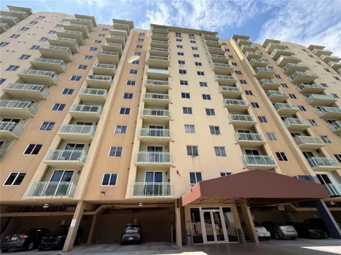 3500 Coral Way #907