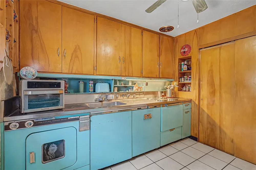 1012 Joyce Street Houston, TX 77009