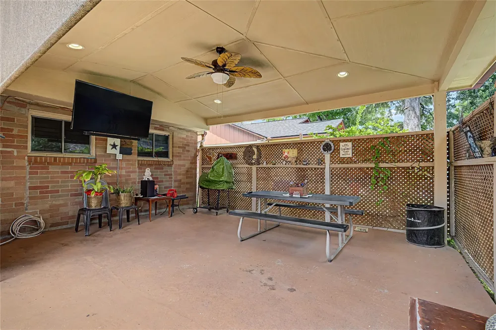 1012 Joyce Street Houston, TX 77009