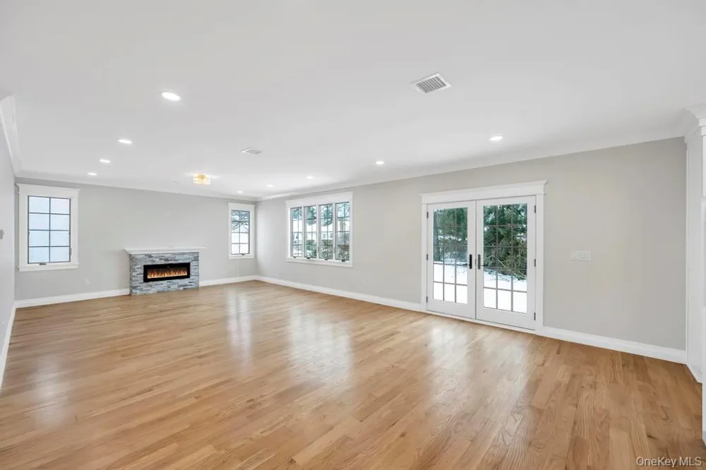 351 Concord Avenue East Meadow, NY 11554