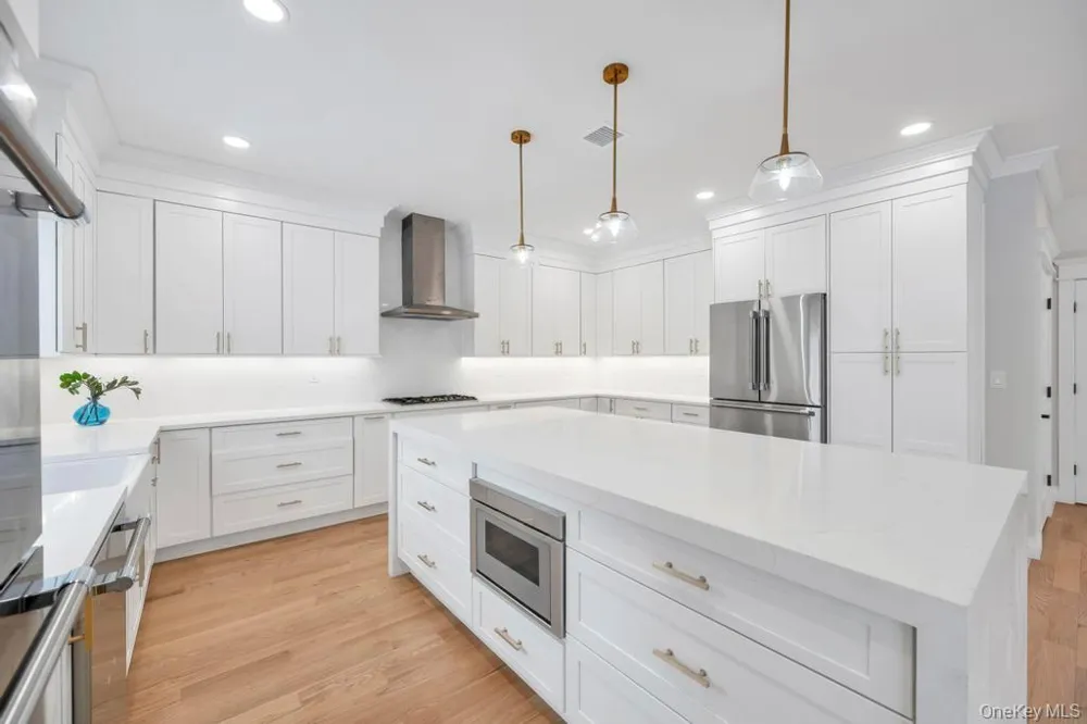 351 Concord Avenue East Meadow, NY 11554