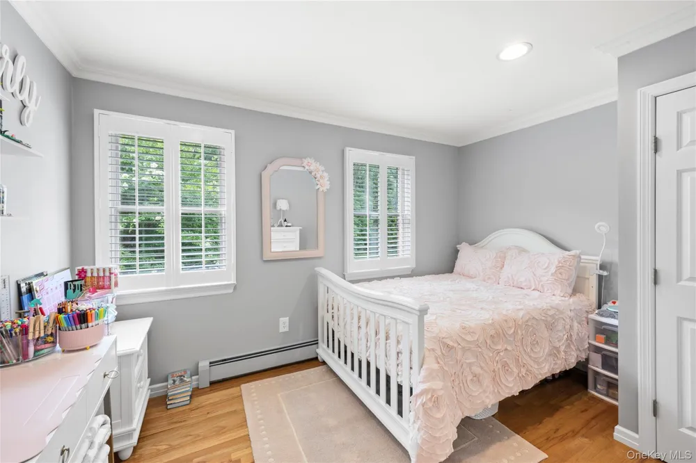 8 Quaker Hill Road Stony Brook, NY 11790