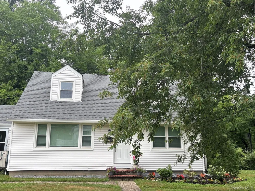 206 Dickinson Avenue East Northport, NY 11731