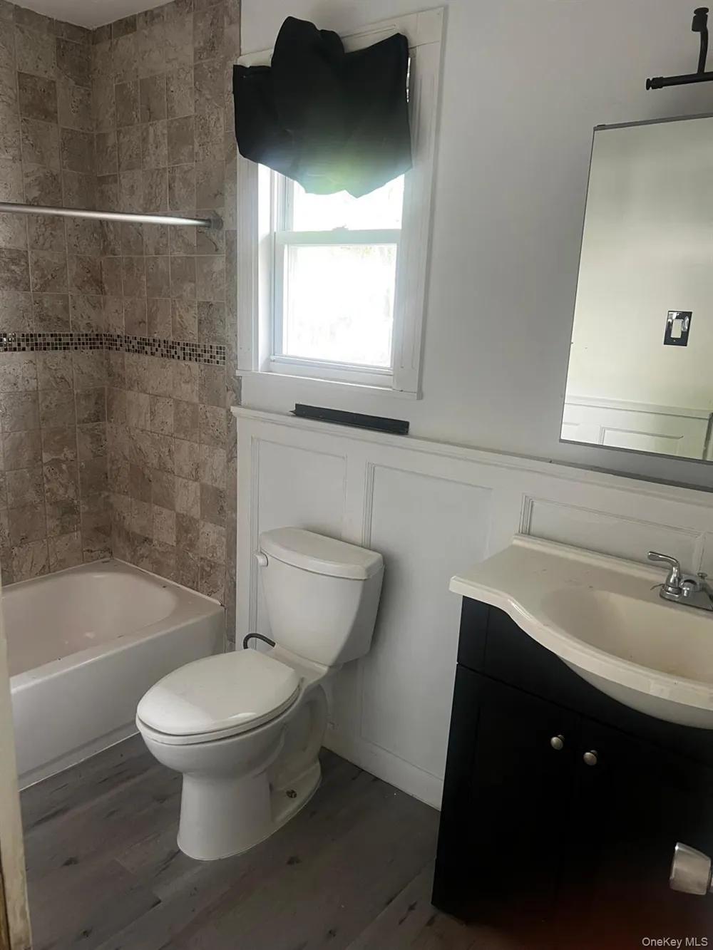 146 Penataquit Avenue Bay Shore, NY 11706
