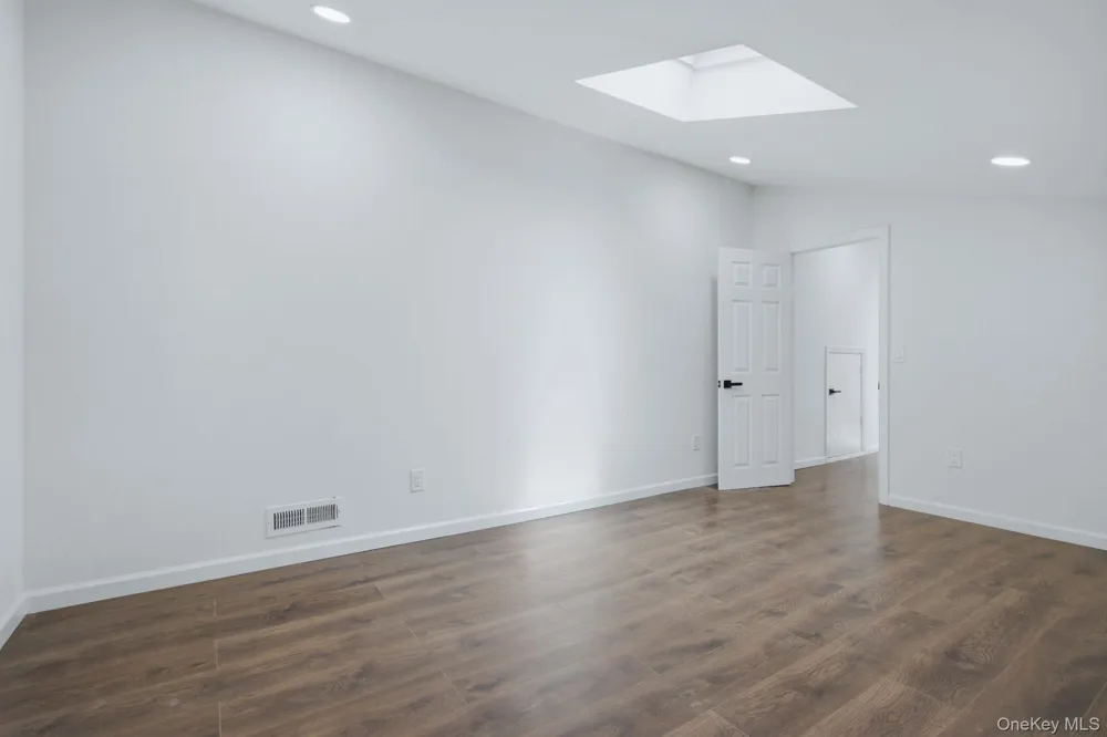 83 Smith Road Poughkeepsie, NY 12603