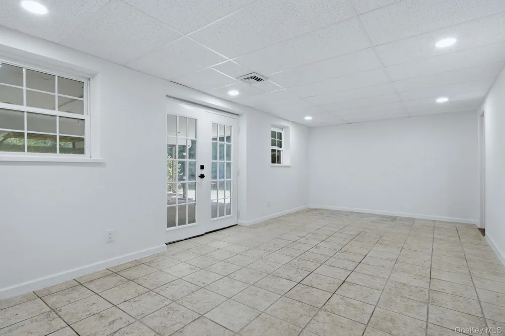 83 Smith Road Poughkeepsie, NY 12603