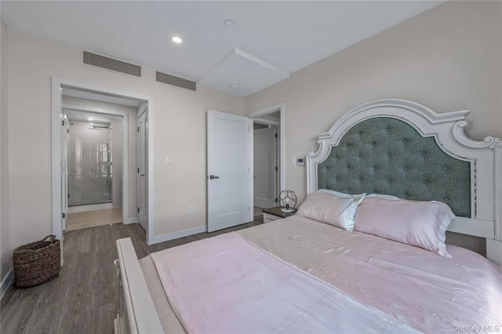 43-30 52nd Street #2B Woodside, NY 11377