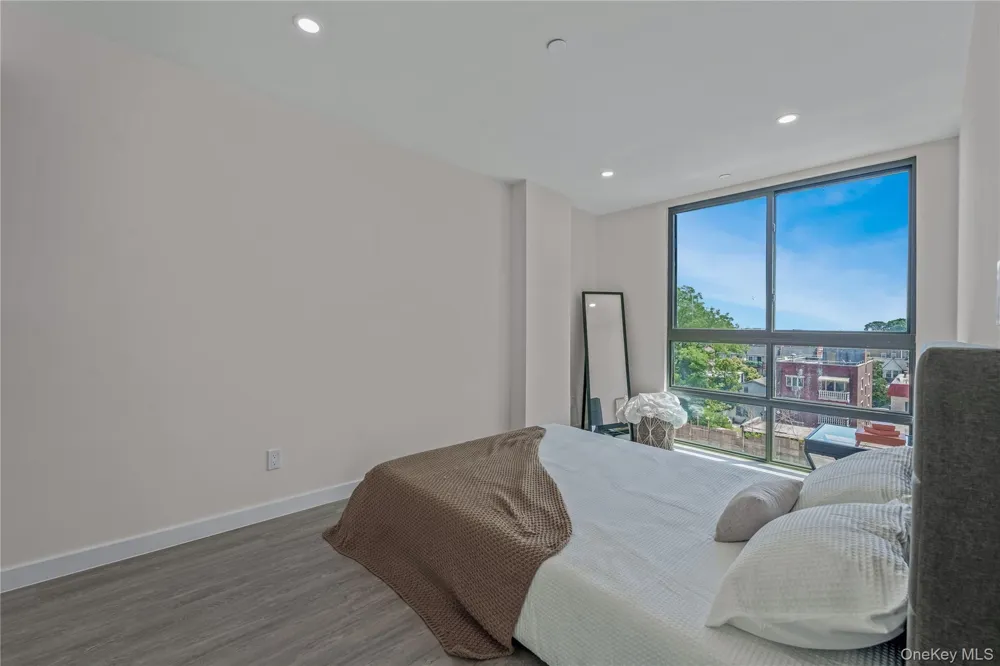 43-30 52nd Street #2B Woodside, NY 11377